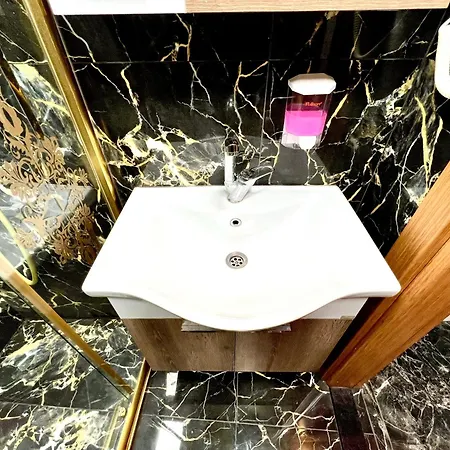 Hotel Levent Palace *